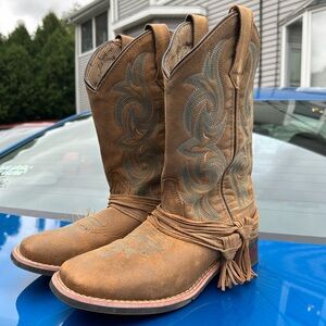 Laredo women’s cowgirl boots size 7.5
